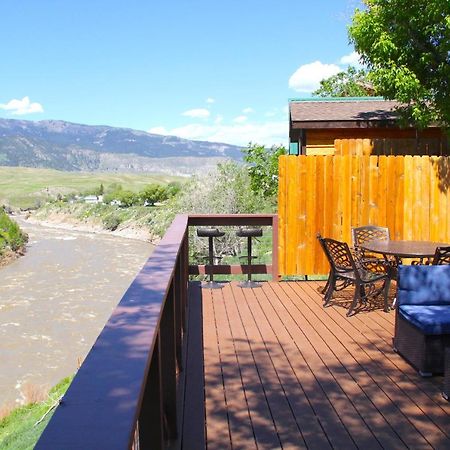 Yellowstone Treasure Guesthouses On The River Gardiner Esterno foto