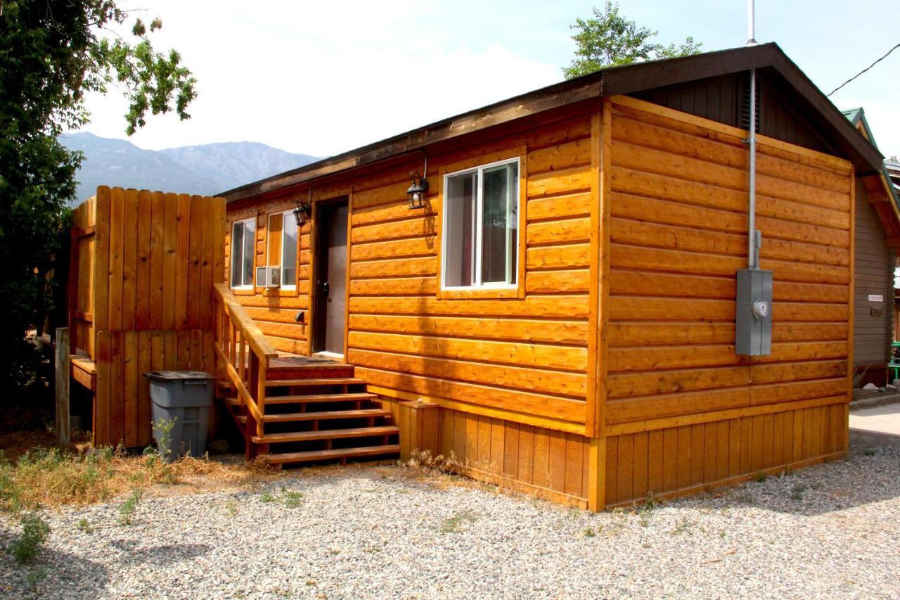 Yellowstone Treasure Guesthouses On The River Gardiner Esterno foto