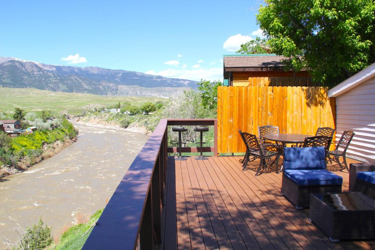 Yellowstone Treasure Guesthouses On The River Gardiner Esterno foto