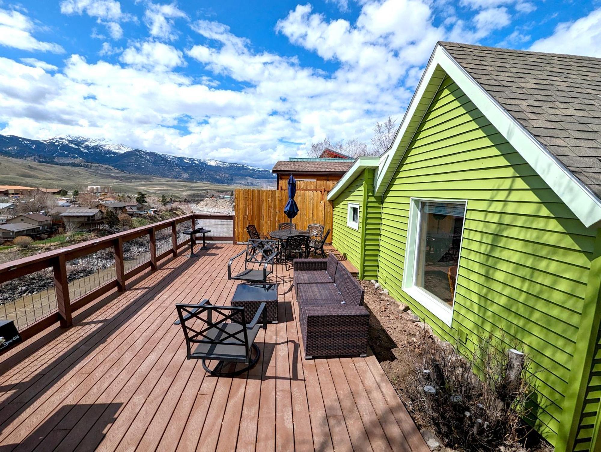 Yellowstone Treasure Guesthouses On The River Gardiner Esterno foto
