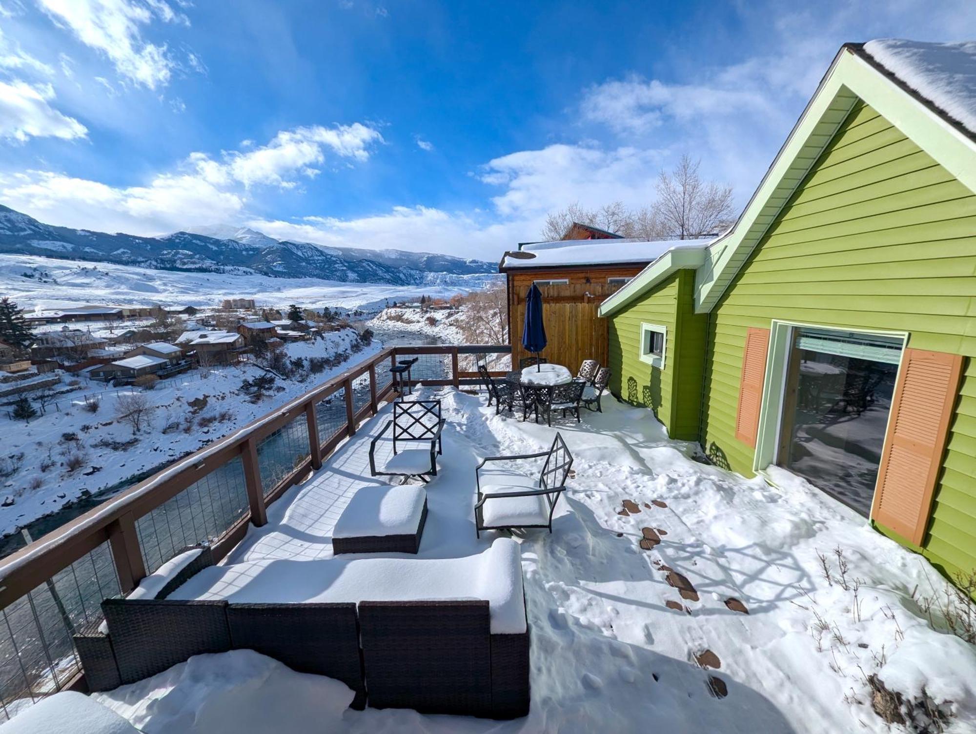 Yellowstone Treasure Guesthouses On The River Gardiner Esterno foto